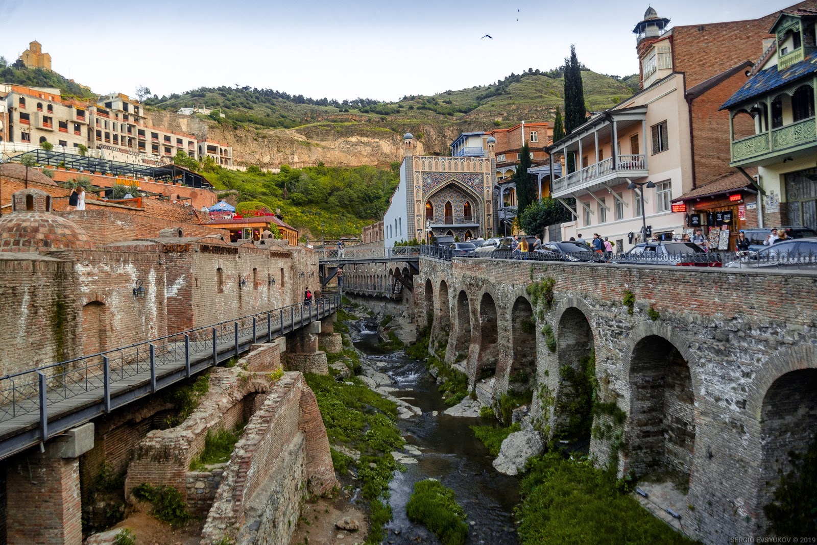Грузия, Тбилиси, почасовая и посуточная аренда авто Грузия, Тбилиси, почасовая и посуточная аренда авто